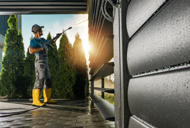 Best Parking Lot and Garage Cleaning  in East Bronson, FL